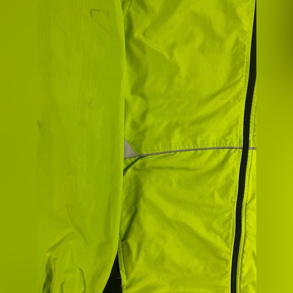 Nike Climafit Running Jacket - Picture 3 of 5